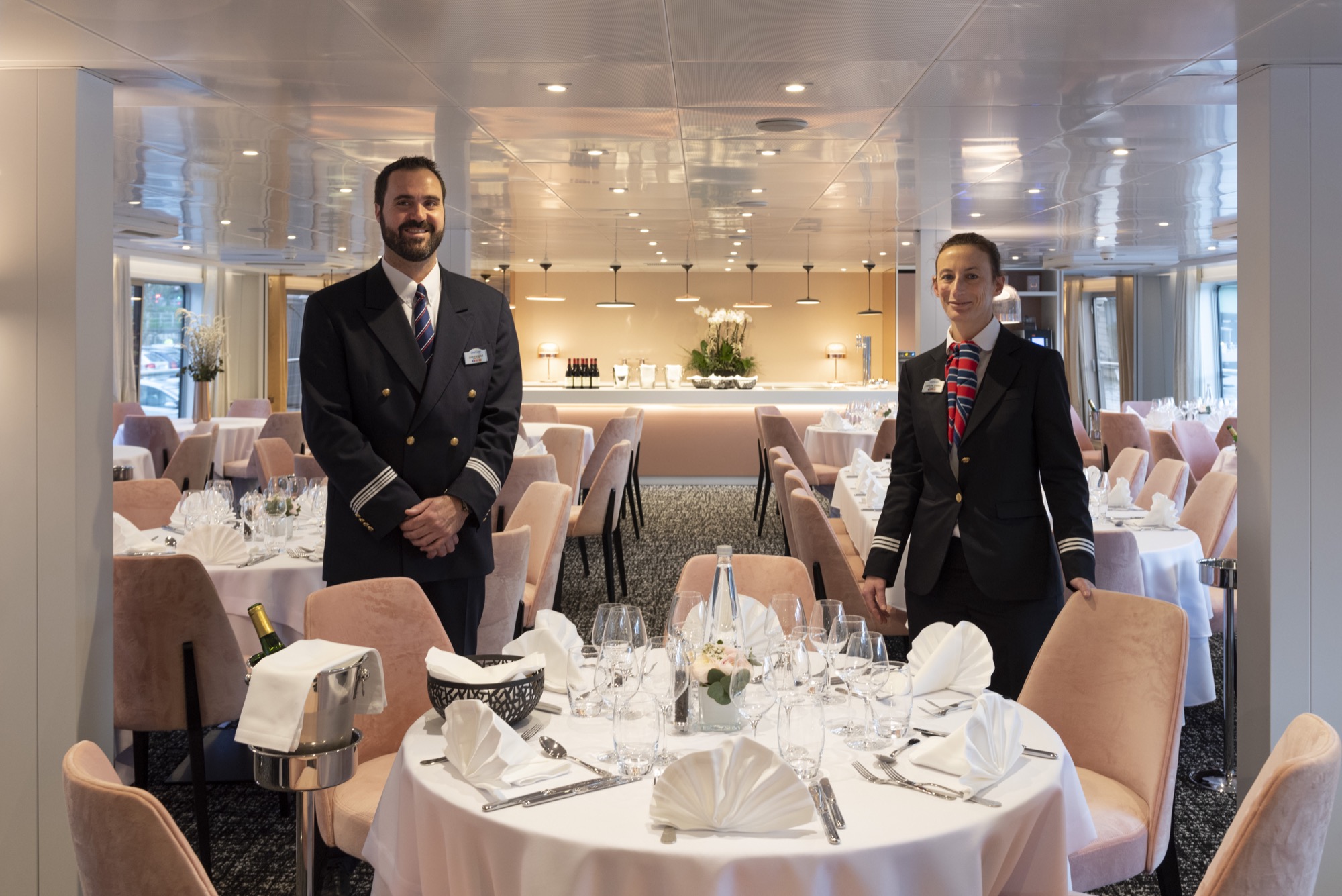 CroisiEurope MS Renoir Restaurant 1.jpg